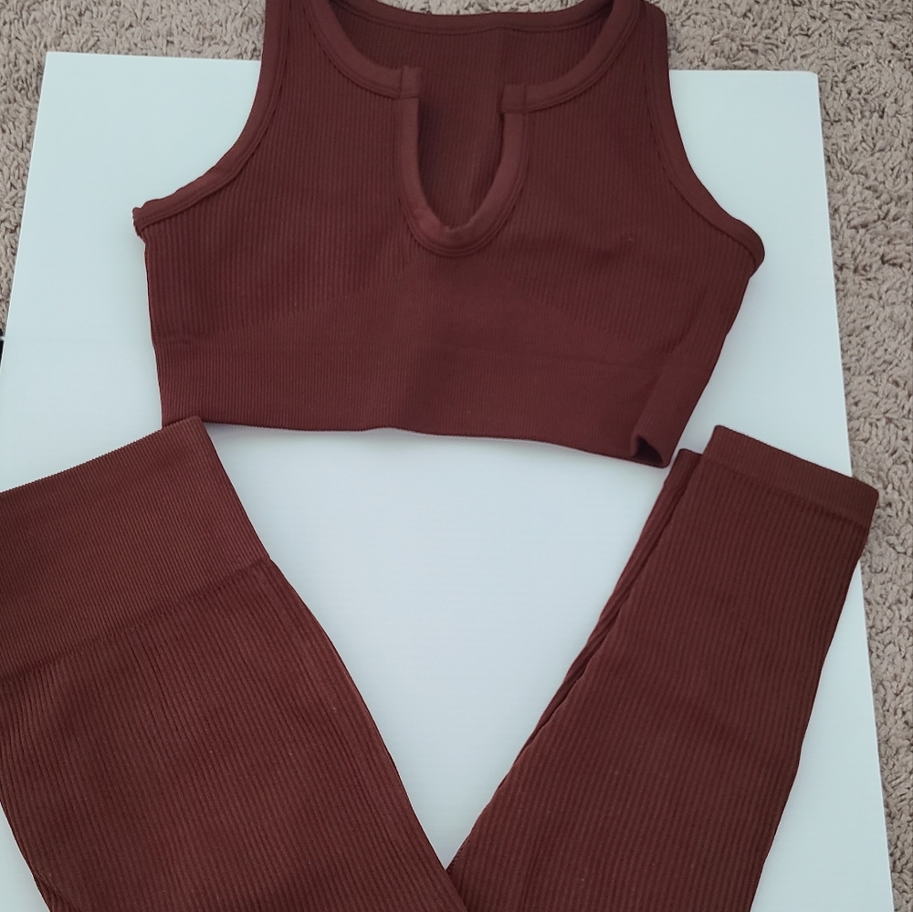 Like New- Brown Active Set